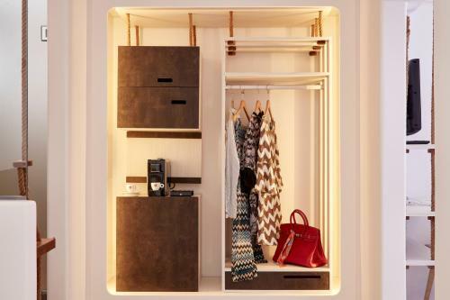 Hotel Absolute Mykonos Suites & More