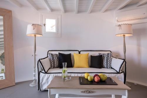 Hotel Absolute Mykonos Suites & More