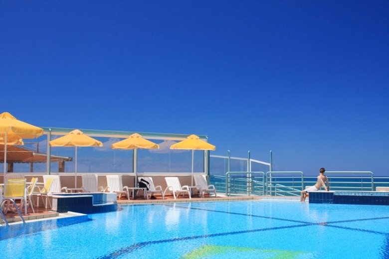 Hotel Ilianthos Village