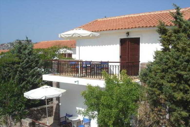 Hotel Delfinia