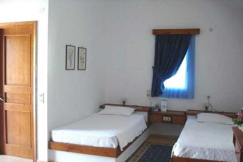 Hotel Delfinia