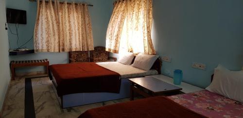 Hotel Budget Stay Between The Hills