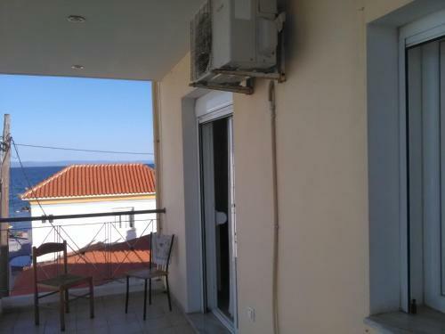 Apartment By The Pagasitikos Sea