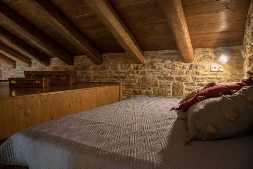 Hostal Paradosiako Saratsi - Traditional Guest House