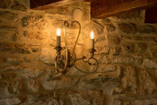 Hostal Paradosiako Saratsi - Traditional Guest House