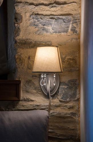 Hostal Paradosiako Saratsi - Traditional Guest House