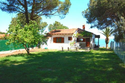 Docker Beachfront House, Vourvourou