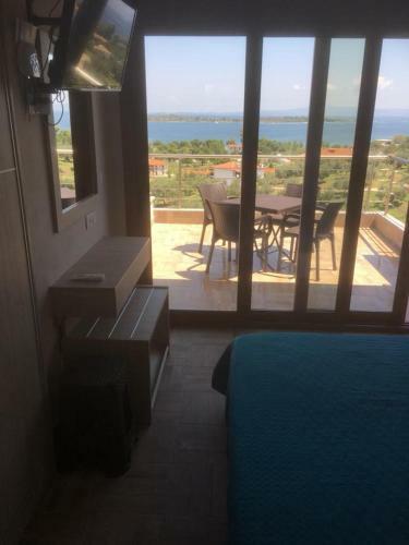 Apartamento Thealos Rooms