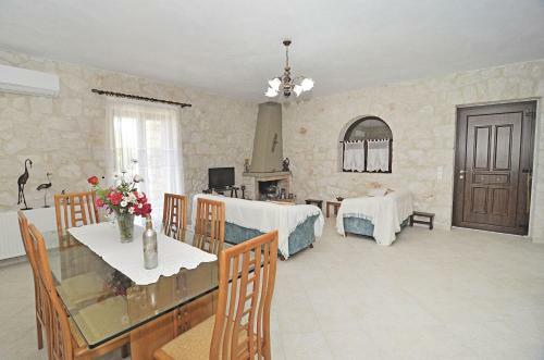 Fterini Apartments