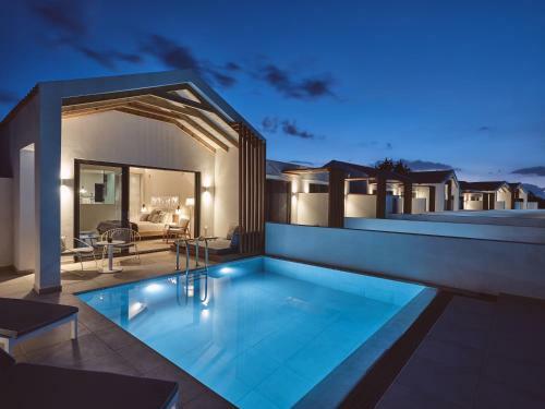 Hotel St. John Suites And Spa