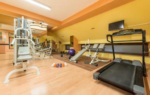 Hotel St. John Suites And Spa