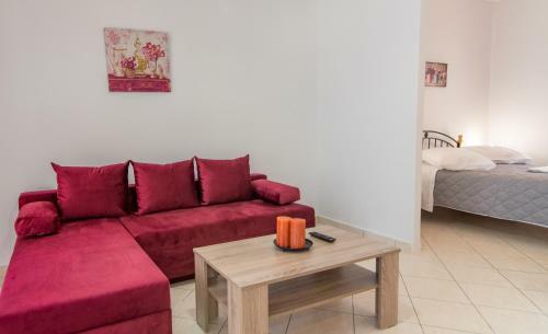 Semeli Apartments