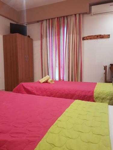 Hostal Glyfoneri Pension