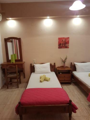 Hostal Glyfoneri Pension