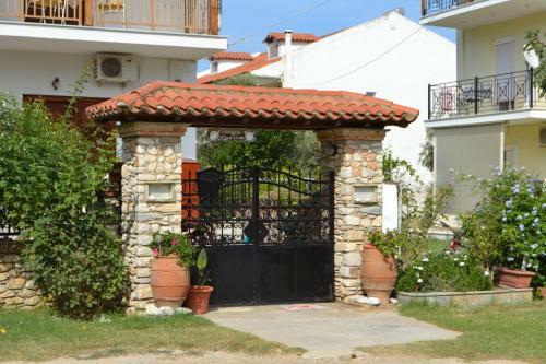 Hostal Maria-christina Studios