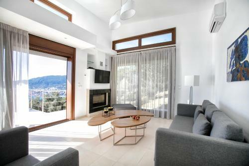 Villa Magdani Private Residences