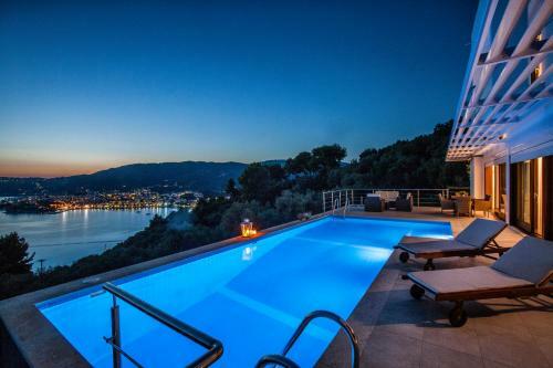 Villa Magdani Private Residences