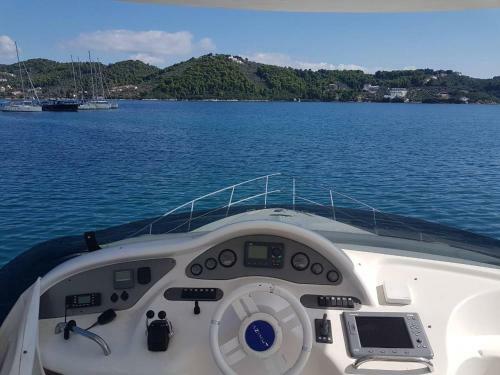 Motorboat "murano" In Skiathos