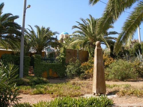 Villa Adamite