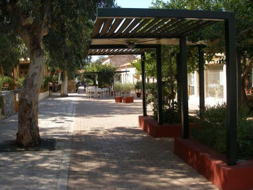 Villa Adamite