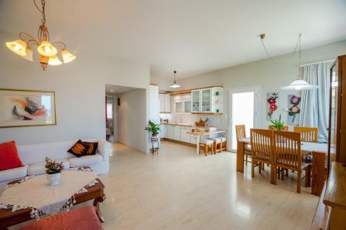 Skandalakis Homes & Apartments