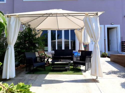 Apartamento Luxury Suites In Stavromenos