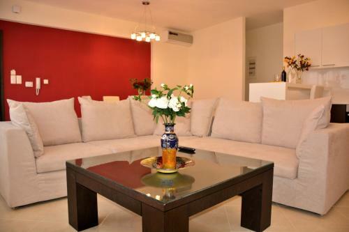 Apartamento Luxury Suites In Stavromenos