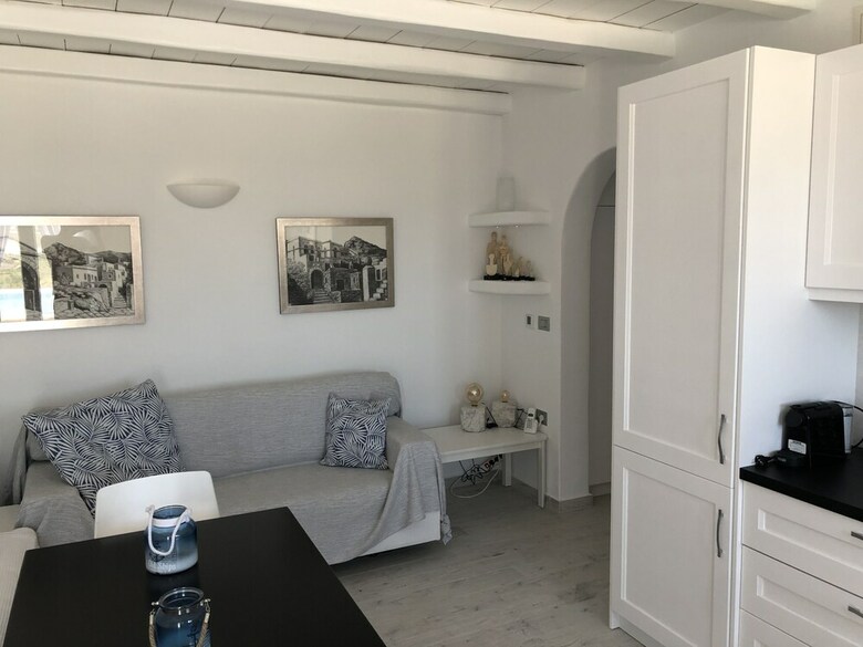 Naxos Rock Villas