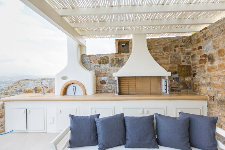 Naxos Rock Villas