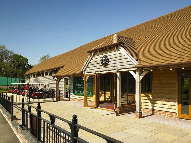 Marriott Meon Valley Hotel & Country Club