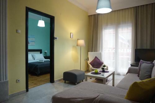 Navarino Square Apartment