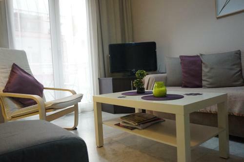 Navarino Square Apartment