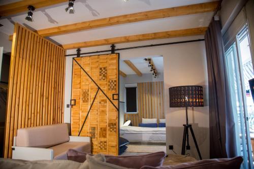 Thesseasyliving Apartments