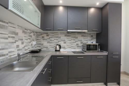 Saint Dimitris Center Sea View Apartment