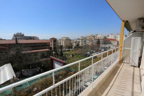Saint Dimitris Center Sea View Apartment