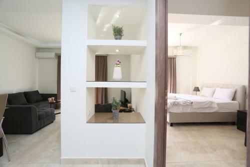 Saint Dimitris Center Sea View Apartment