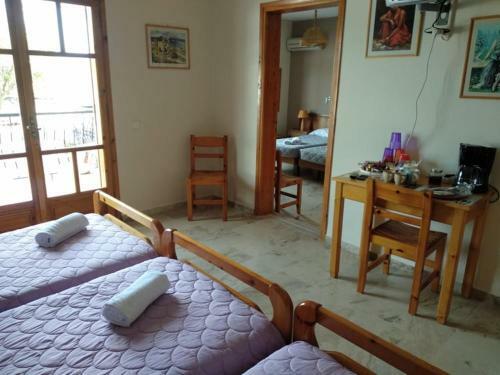 Hostal Orelia Pension