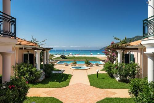 Aktes Villas