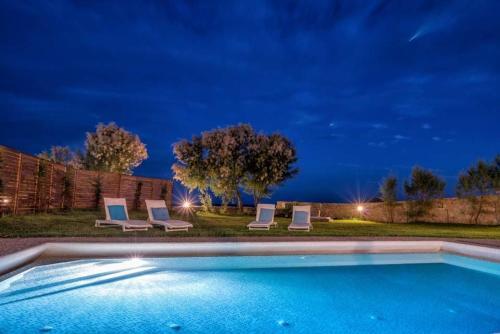 Vasilikos Villa Sleeps 6 Pool Air Con Wifi