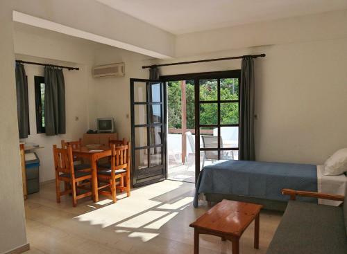 Oliaria Apartments
