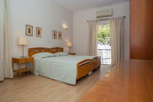 Hotel Saron