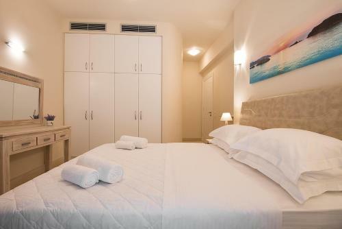 Villa Gold