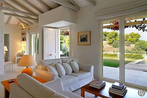 Porto Cheli Villa Sleeps 6 Pool Air Con T647925