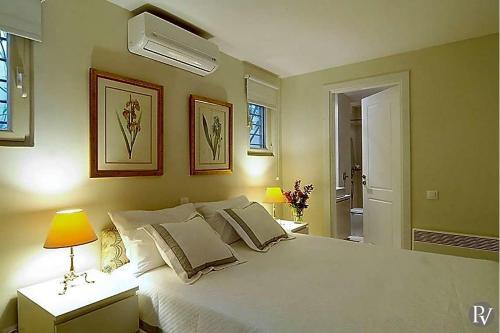 Porto Cheli Villa Sleeps 6 Pool Air Con T647925