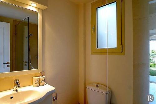 Porto Cheli Villa Sleeps 6 Pool Air Con T647925