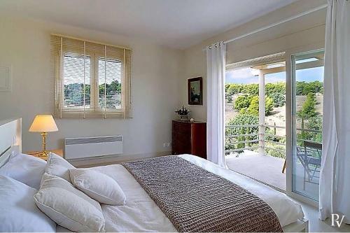 Porto Cheli Villa Sleeps 6 Pool Air Con T647925