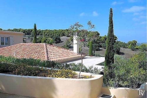 Porto Cheli Villa Sleeps 6 Pool Air Con T647925
