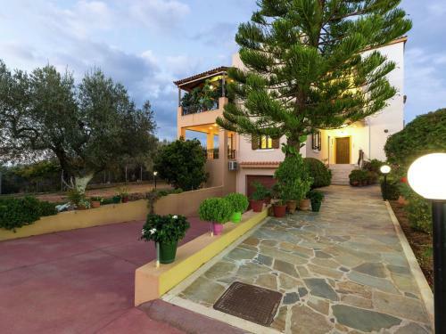 Spacious Apartment In Prines Near Sea