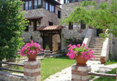 Top Stone House Sokrates