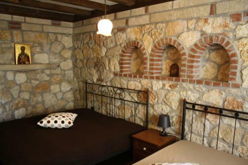 Top Stone House Sokrates